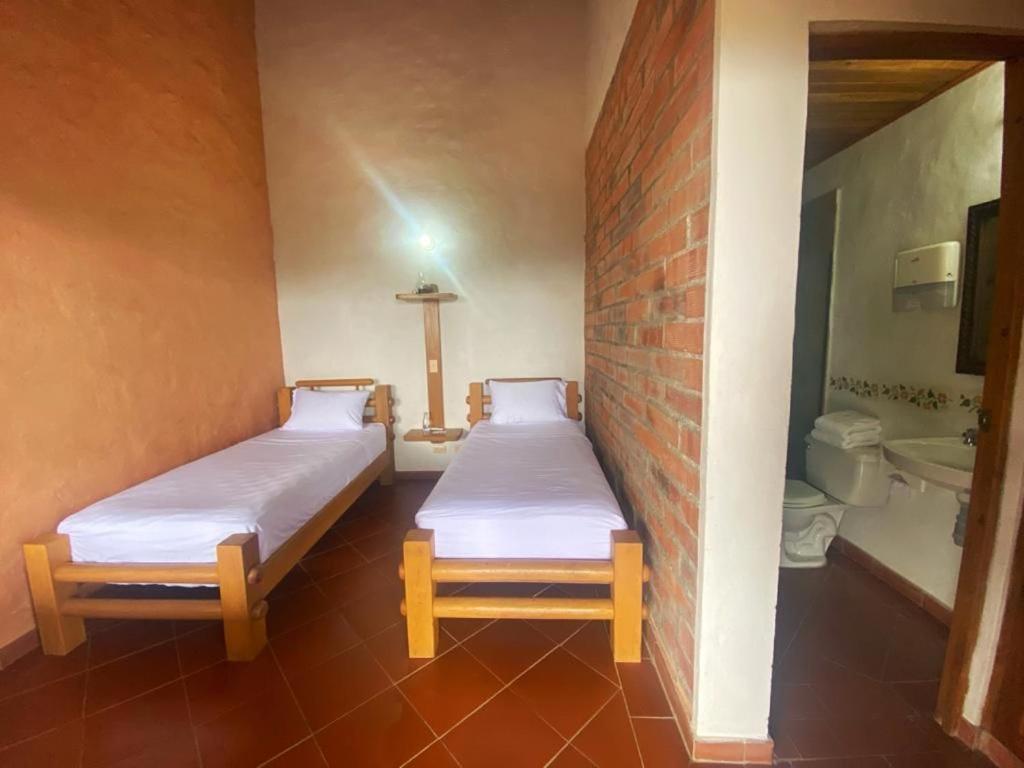 Granja Del Cafe Hotel Y Centro De Convenciones Venecia  外观 照片
